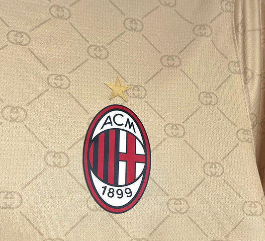 Maillot Concept AC Milan Édition Gucci Or 24/25
