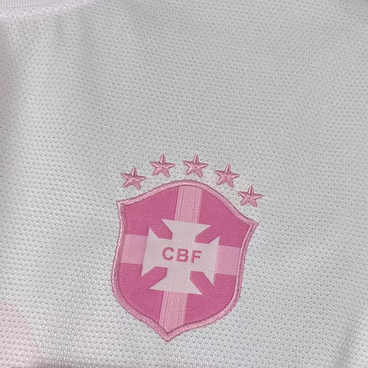 Maillot Brésil concept rose 2026 2027