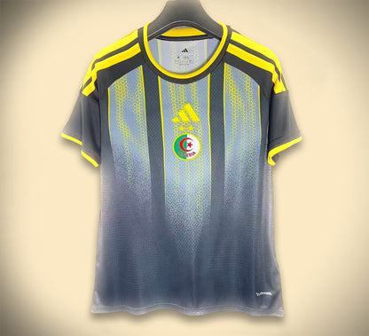 MAILLOTCONCEPTALGERIENOIRETJAUNE